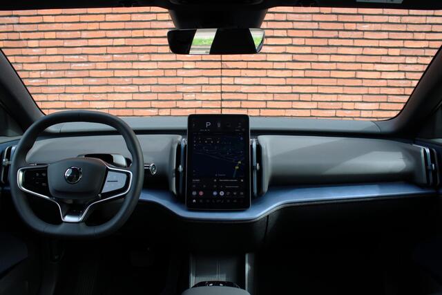 Volvo EX30 Twin Motor Performance Ultra | Verwarmbare Voorstoelen | Panorama Dak | 360 Graden Camera | Parkeersensoren | Navigatiesysteem | Harman Kardon Premium Audio | Apple Carplay/Android Auto | Adaptieve Cruise Control | Dodehoekdetectie Met Correctie | Electro