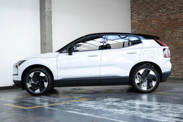 Volvo EX30 Single Motor Extended Range Plus 69 kWh | Harman Kardon audio | Stoelverwarming | Stuurwielverwarming | Google infotainment | Apple carplay/android auto | Parkeercamera | Parkeersensoren voor + achter