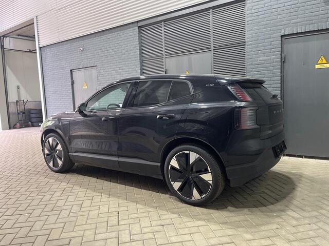 Volvo EX30 Single Motor Extended Range Ultra 69 kWh | Stoel+Stuurverwarming | 20 Inch | Getint Glas | Panoramadak | harman/kardon