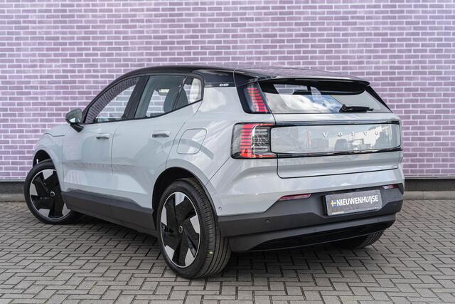 Volvo EX30 Twin Motor Performance Ultra AWD | Trekhaak | 360 Camera | Panoramadak | Elektr. stoelverstelling | Harman Kardon | Keyless | Warmtepomp | Adaptive Cruise