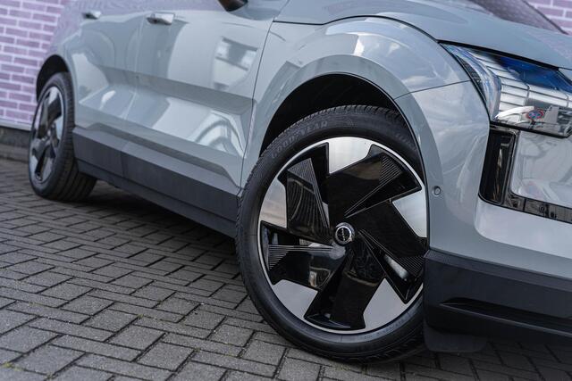 Volvo EX30 Twin Motor Performance Ultra AWD | Trekhaak | 360 Camera | Panoramadak | Elektr. stoelverstelling | Harman Kardon | Keyless | Warmtepomp | Adaptive Cruise