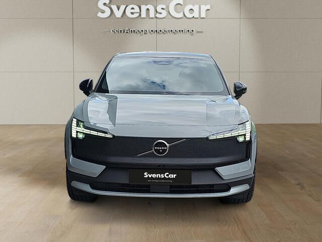Volvo EX30 Cross Country Twin Motor Performance Ultra 69 kWh | Private Lease ¤629,- p/m incl. BTW | 360 graden parkeerverwarming | Stoelverwarming | Elektrische verstelbare stoelen |