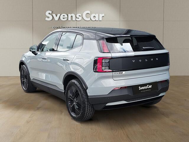 Volvo EX30 Cross Country Twin Motor Performance Ultra 69 kWh | Private Lease ¤629,- p/m incl. BTW | 360 graden parkeerverwarming | Stoelverwarming | Elektrische verstelbare stoelen |