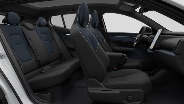 Volvo EX30 Cross Country Twin Motor Performance Ultra 69 kWh / Nieuw uit voorraad / Elek. stoelen / Stoelen + stuur verwarmd / Harman Kardon /