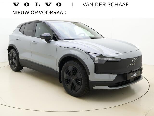 Volvo EX30 Cross Country Twin Motor Performance Ultra 69 kWh / NIEUW 10KM! / 4X4 /Stoelverwarming + Stuurw. Verwarming | Getint Glas Achter | Panorama Dak | 360 Graden Camera | Parkeersensoren | Google | Harman Kardon Premium Audio