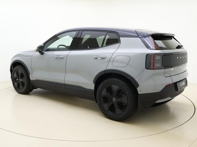 Volvo EX30 Cross Country Twin Motor Performance Ultra 69 kWh / NIEUW 10KM! / 4X4 /Stoelverwarming + Stuurw. Verwarming | Getint Glas Achter | Panorama Dak | 360 Graden Camera | Parkeersensoren | Google | Harman Kardon Premium Audio