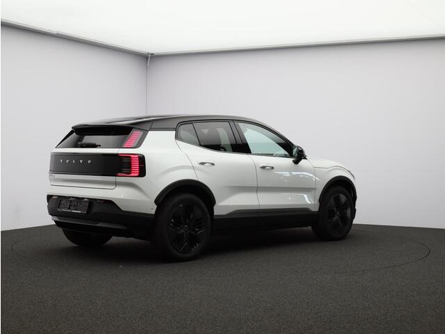 Volvo EX30 Cross Country Twin Motor Performance Ultra 69 kWh / Pano. dak / Elek. verstelbare stoelen / Stoel + Stuurwielverwarming / 360 camera / Harman Kardon / BLIS