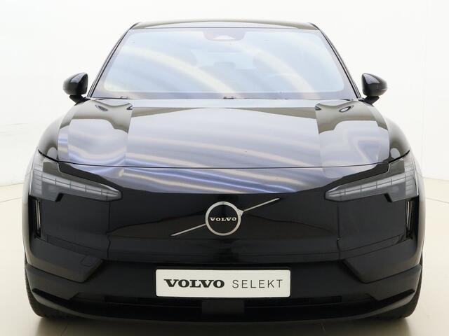 Volvo EX30 Extended Range Plus 69 kWh / H&K Audio / Stoel/- stuurverwarming / Elektr. achterklep / Camera achter / Pilot Assist /