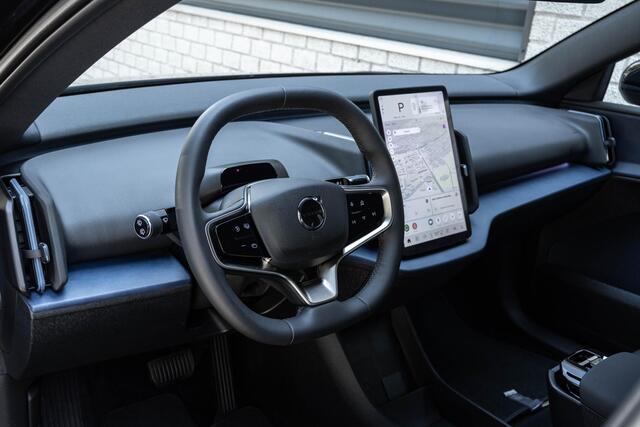Volvo EX30 Single Motor Extended Range Plus | Harman Kardon audio | Elektrische achterklep | Parkeerhulp V&A