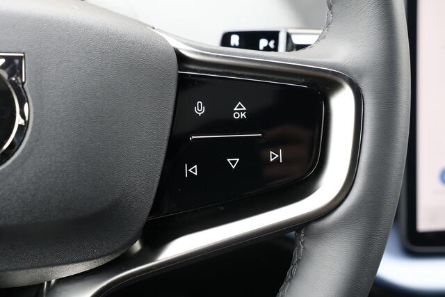 Volvo EX30 Single Motor Extended Range Plus 69 kWh - Climate Pack - Harman/Kardon audio - Extra getint glas - 20' LMV