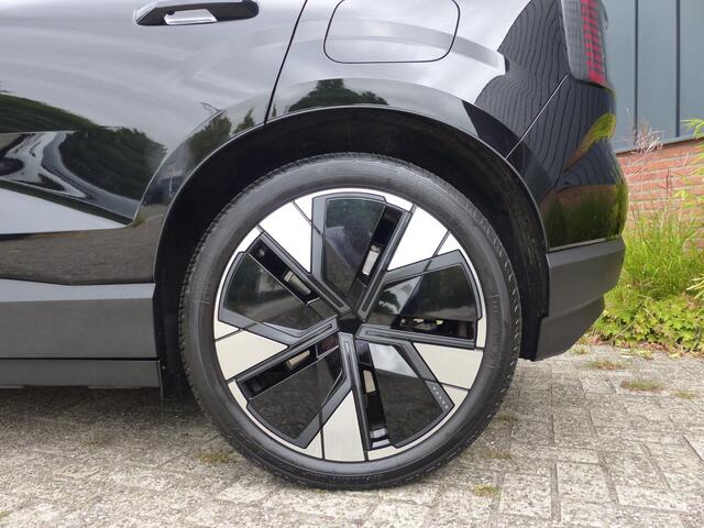 Volvo EX30 Single Motor Extended Range Plus 69 kWh