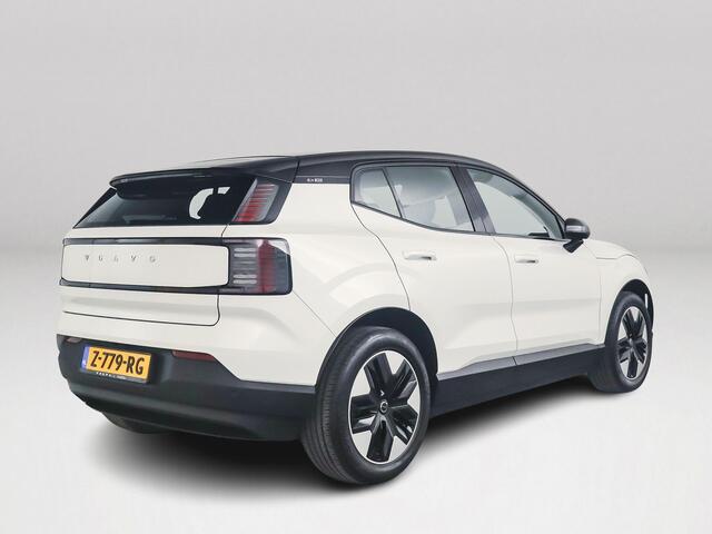 Volvo EX30 Single Motor Plus 51 kWh | Stoel- stuurverwarming | Parkeercamera | Harman Kardon