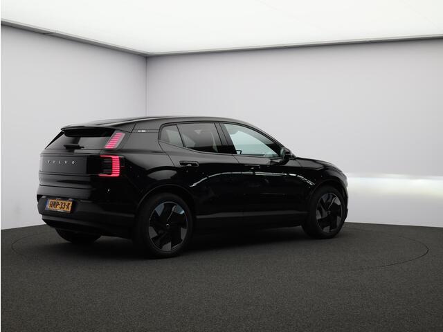 Volvo EX30 Single Motor Extended Range Ultra Automaat / Breeze Blue Interieur / Panoramisch Dak / 360* Camera / Elektrische Stoelen / Harman Kardon / Extra Getint Glas /