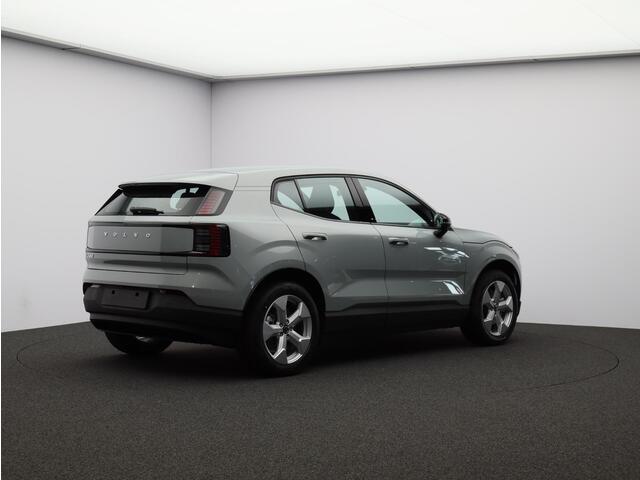 Volvo EX30 Single Motor Essential 51 kWh / Snel Leverbaar / Stoel+Stuurverwarming / Parkeercamera / Fiscalewaarde ¤35.105,- /