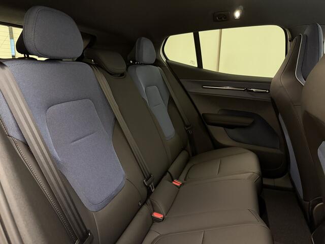 Volvo EX30 - EVERLAST - Extended Range Plus / 1.000 km's ! / 21" Block spoke satin black / Eibach verlagingsset / Getint glas / Stoel + Stuurwiel Verwarming /