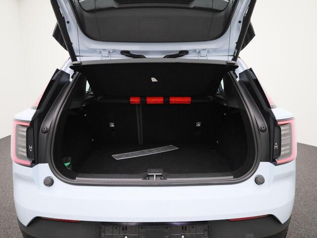 Volvo EX30 Single Motor Extended Range Ultra 69KWh | Google Maps | Apple & Android Carplay | Harman Kardon Geluidsysteem | Elec. Achterklep | 360 Camera & Sensoren | Sfeer verlichting | Glazendak |