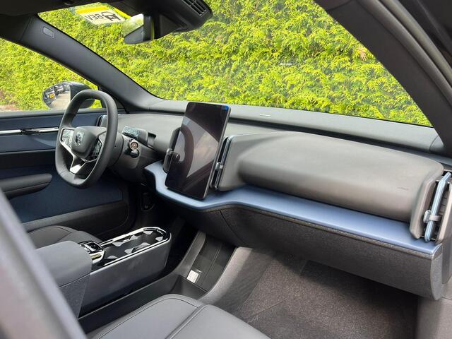 Volvo EX30 Single Motor Extended Range Plus 69 kWh | 20'' | nieuw uit voorraad | LAAGSTEPRIJS garantie