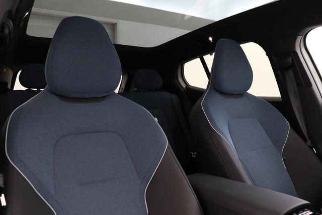 Volvo EX30 SINGLE MOTOR EXTENDED RANGE ULTRA 69 kWh -PANO.DAK|HARMAN/KARDON|360°CAM|AUT.INPARKEREN|BLIS|20"|PRIVACY.GLAS