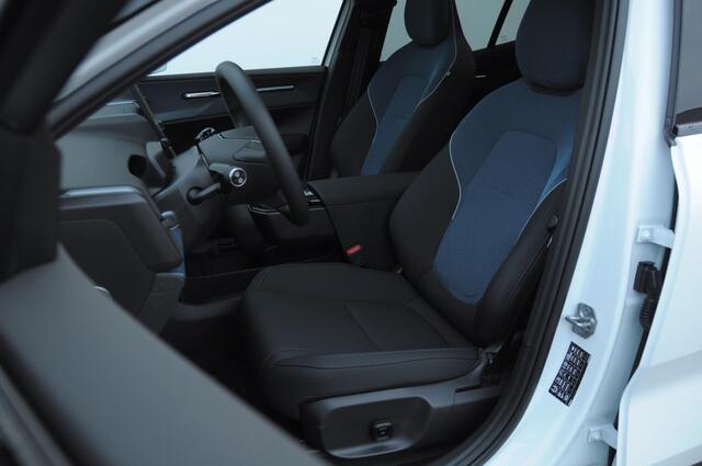 Volvo EX30 Cross Country 428PK Automaat Twin Motor Performance Ultra 69 kWh