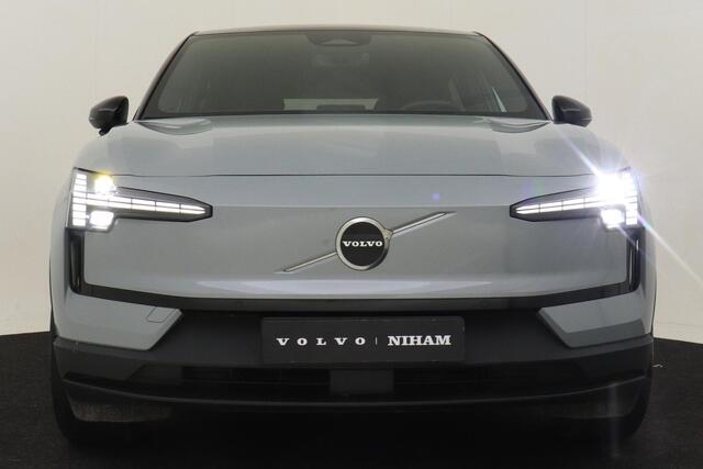 Volvo EX30 SINGLE MOTOR PLUS 51 kWh -CLIMATE|CARPLAY|CAMERA|ADAP.CRUISE|HARMAN/KARDON|PRIVACY.GLAS