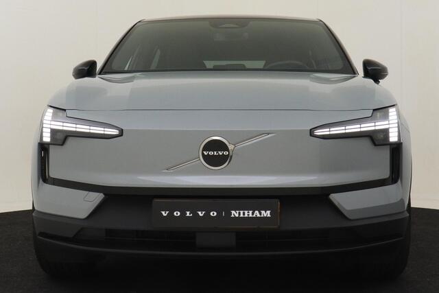 Volvo EX30 SINGLE MOTOR PLUS 51 kWh -CLIMATE|CARPLAY|CAMERA|ADAP.CRUISE|HARMAN/KARDON|PRIVACY.GLAS