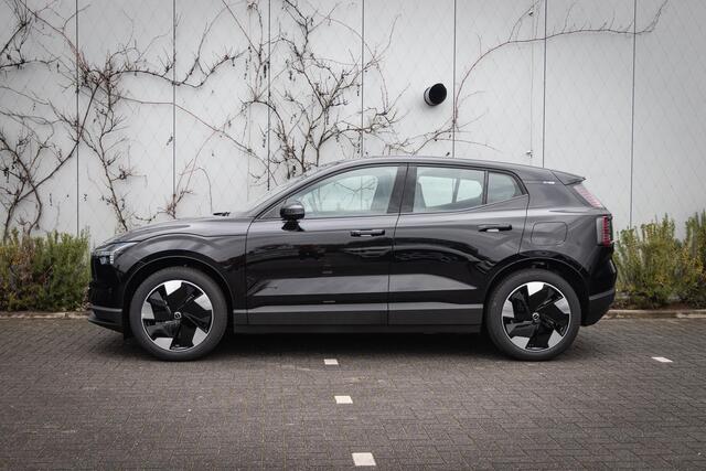 Volvo EX30 Single Motor Extended Range Plus 69 kWh | Trekhaak | Stoel en Stuurverwarming | Harman Kardon | Adaptieve Cruise Control |