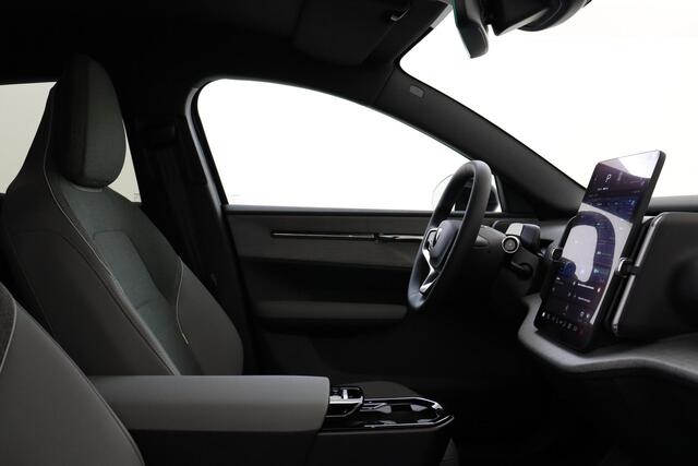 Volvo EX30 SINGLE MOTOR EXTENDED RANGE PLUS EUROPA 69 kWh -PANO.DAK|ELEK.STOELEN|HARMAN/KARDON|PRIVACY.GLAS|20"|PINE