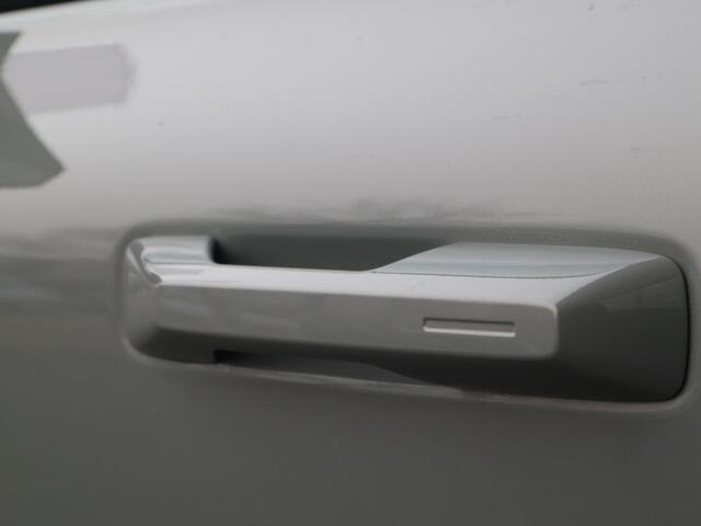 Volvo EX30 Single Motor Extended Range Plus 69 kWh | Stoel & Stuurverwarming | Semi elektrische trekhaak |