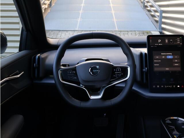 Volvo EX30 Twin Motor Performance Ultra 69 kWh | Climate pack | 20" velgen | Elektr. stoelen