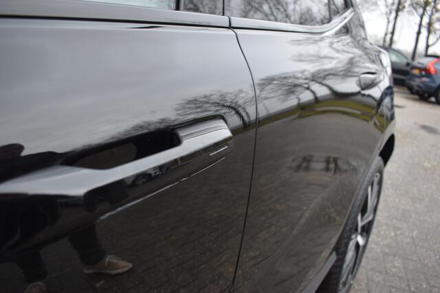 Volvo EX30 Extended Range 272PK Black Edition 69 kWh | H&K | 20" LMV | Elektr. Stoel | ACC | Camera | Blis