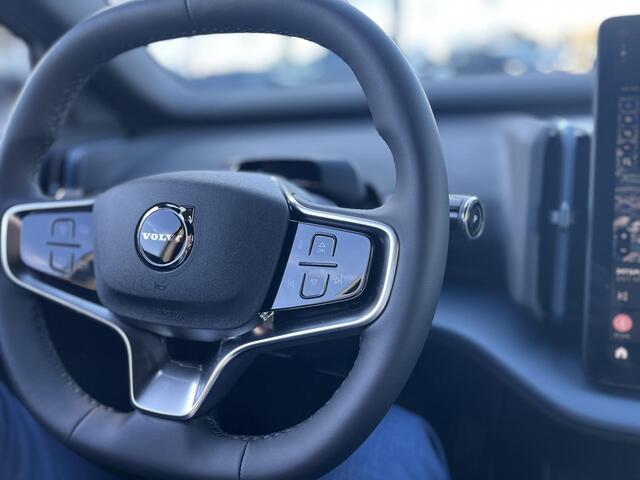 Volvo EX30 Single Motor Extended Range Plus 69 kWh | Harman / Kardon | Stoel- en Stuurverwarming | Apple Carplay |