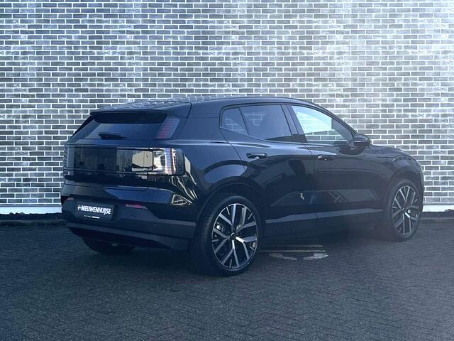 Volvo EX30 Single Motor Ext Range Ultra Black Ed Euro 69 kWh Black Edition | Europa | 69 kWh| Adaptive Cruise Control | Stoel + Stuurverwarming | 360 graden camera | 20 Inch | Getint Glas | Harman Kardon Audio | Panoramadak |