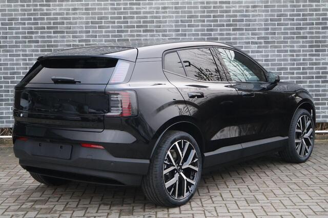 Volvo EX30 Single Motor Ext Range Plus black ED | 20" Lm Velgen | Stoel+Stuurwiel verwarming | Electr.Bed.Stoelen |