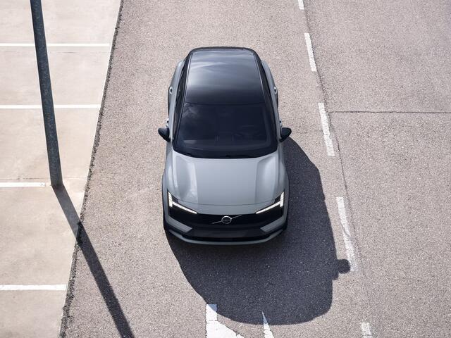 Volvo EX30 Cross Country P5 Long Range Plus Europa 69 kWh | Parkeercamera | Harman Kardon | Stoel- en Stuurverwarming