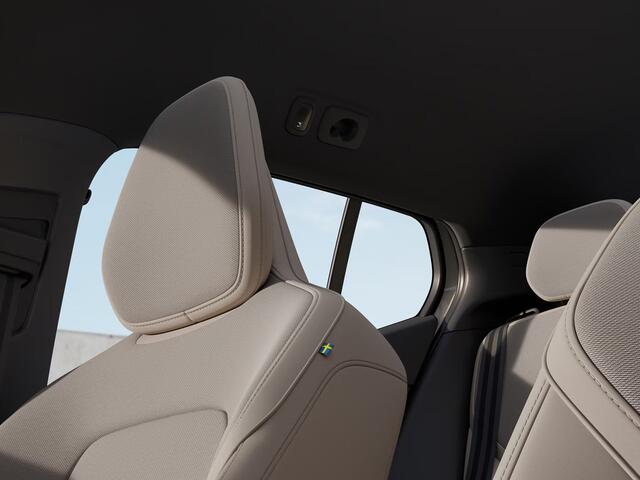 Volvo EX30 Cross Country P5 Long Range Plus Europa 69 kWh | Parkeercamera | Harman Kardon | Stoel- en Stuurverwarming