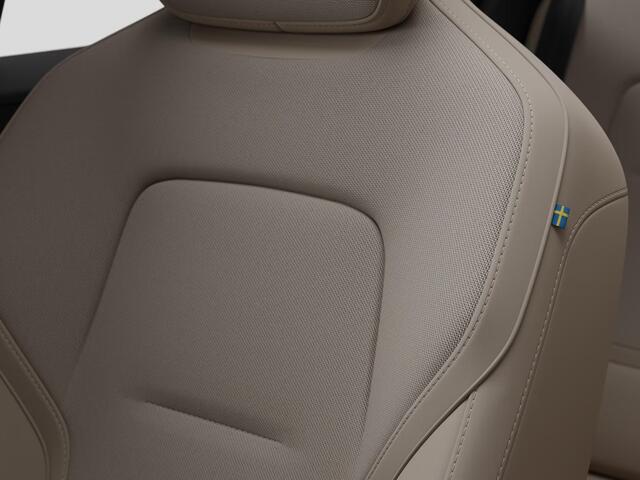 Volvo EX30 Cross Country P5 Long Range Plus Europa 69 kWh | Parkeercamera | Harman Kardon | Stoel- en Stuurverwarming