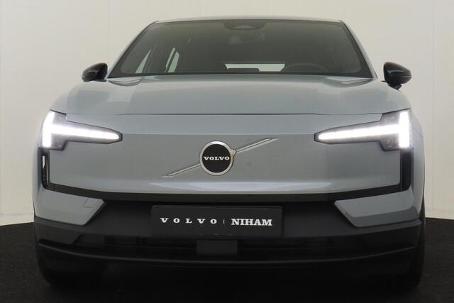 Volvo EX30 P5 PLUS EUROPA 51 kWh -HARMAN/KARDON|CLIMATE|POWER-SEATS|KEYLESS|18"