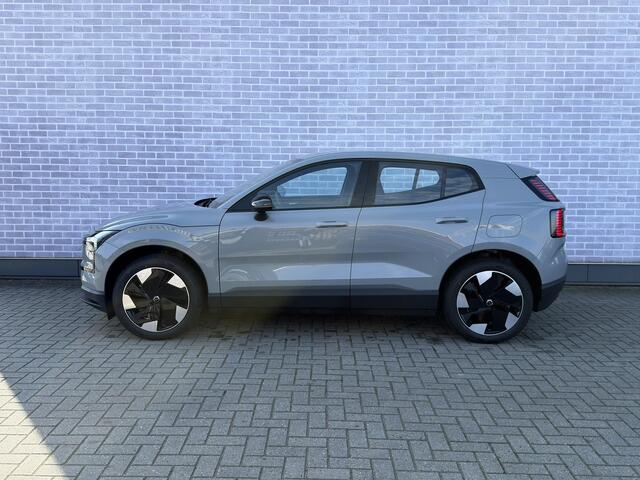 Volvo EX30 Single Motor Extended Range 69 kWh Core | Stoel-/Stuurverwarming | 19" Velgen | Warmtepomp | Adaptieve Cruise Control | BLIS |