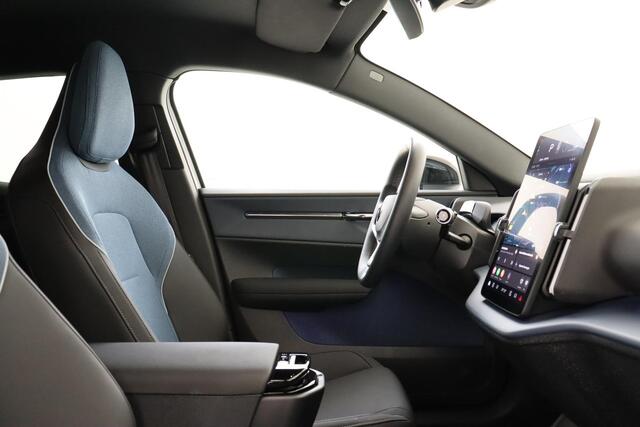 Volvo EX30 SINGLE MOTOR EXTENDED RANGE PLUS 69 kWh -HARMAN/KARDON|CARPLAY|CAMERA|ADAP.CRUISE|PRIVACY.GLAS|TREKHAAK