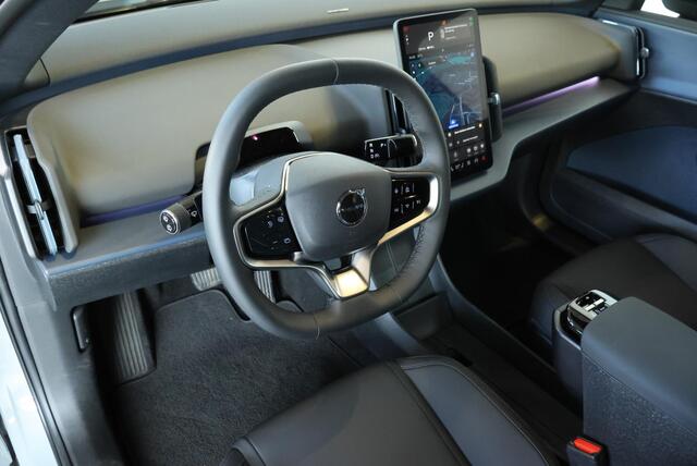 Volvo EX30 Twin Motor Performance Ultra 69 kWh | Panoramadak | 360 graden camera | Warmtepomp | Adaptieve cruise control | Apple carplay/Android auto | Keyless