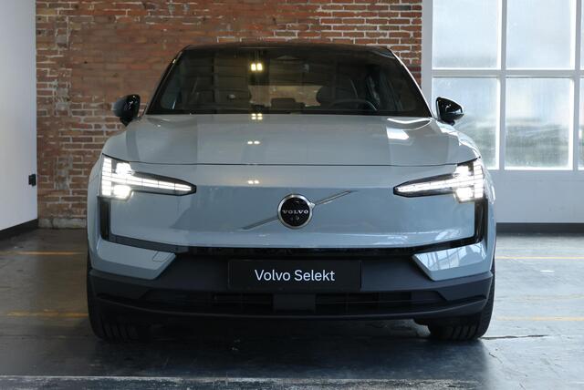 Volvo EX30 Twin Motor Performance Ultra 69 kWh | Panoramadak | 360 graden camera | Warmtepomp | Adaptieve cruise control | Apple carplay/Android auto | Keyless