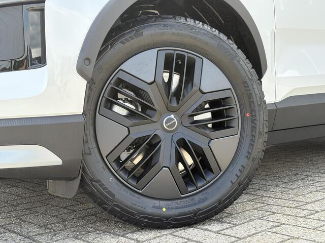 Volvo EX30 Cross Country Twin Motor Performance Ultra 69 kWh | Warmtepomp | Panoramadak | Tailored Wool | 360 Graden Camera | Cruise Control Adaptief | Google Maps