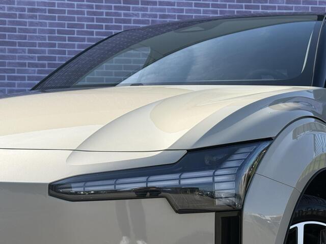 Volvo EX30 Single Motor Extended Range Plus 69 kWh | Stoel/Stuurverwarming | Harman/Kardon | Extra Getint Glas | Elektr. Stoelverstelling | 20" Lichtmetalen Velgen | Elektr. Achterklep |