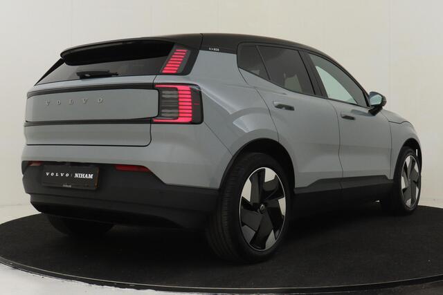 Volvo EX30 SINGLE MOTOR EXTENDED RANGE PLUS 69 kWh -CLIMATE|CARPLAY|CAMERA|ADAP.CRUISE|HARMAN/KARDON|PRIVACY.GLAS