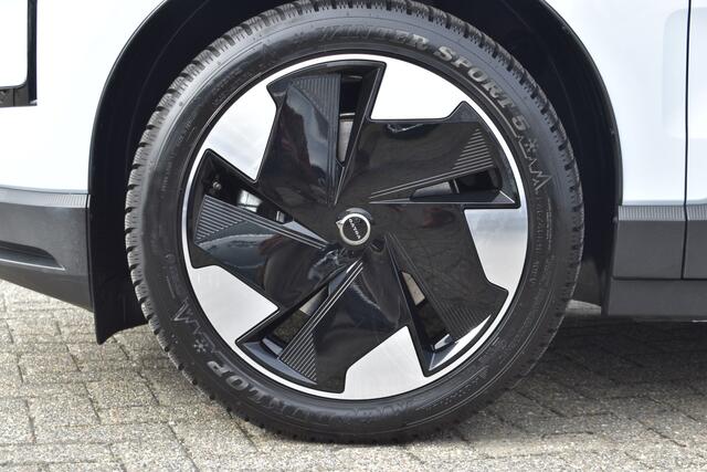 Volvo EX30 Single Motor Extended Range Plus 69 kWh | ACC | BLIS | Camera | H&K | 19"LMV |