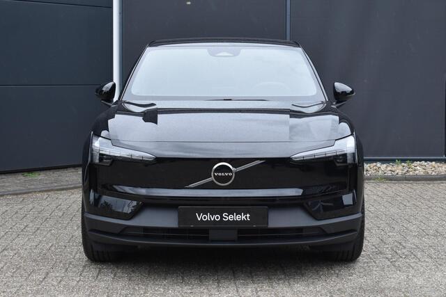 Volvo EX30 P3 Plus Europa 51 kWh | Harman Kardon Soundbar | Elektrische verstelbare voorstoelen | Stoel en Stuurwielverwarming | Google Navigatie | Parkeersensoren voor en achter | Parkeercamera | Keyless |