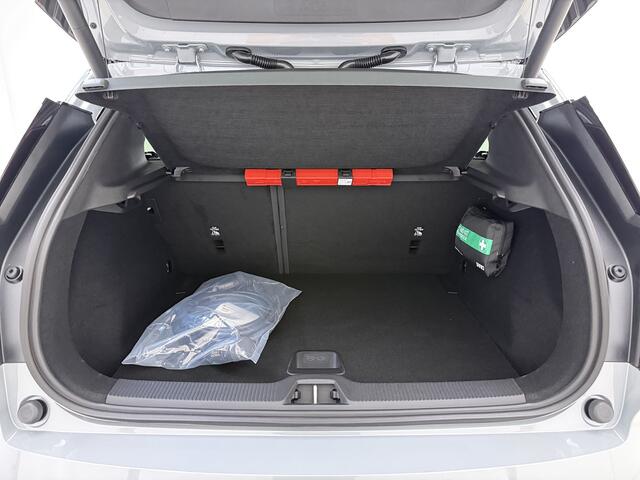 Volvo EX30 Extended Range Plus Europa / Pine Interieur / Zwart dak / 20'' / Getint glas / Elektr. Stoelen / Harman&Kardon Audio / Stoel + Stuurw. Verwarming / ACC / BLIS /
