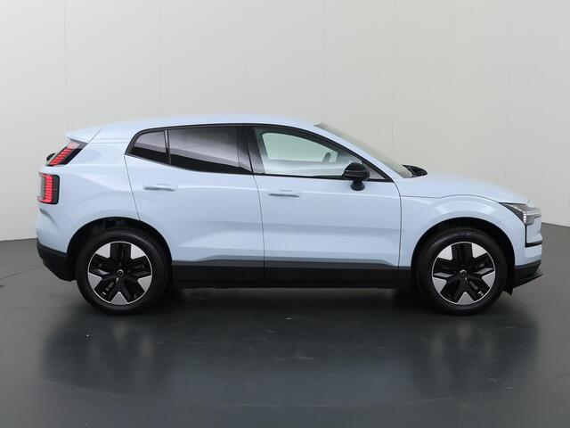 Volvo EX30 Single Motor Extended Range Plus 69 kWh | warmtepomp | Dodehoekdetectie | Achteruitrijcamera | Stoelverwarming | Stuurwielverwarming | Cruise control adaptief |