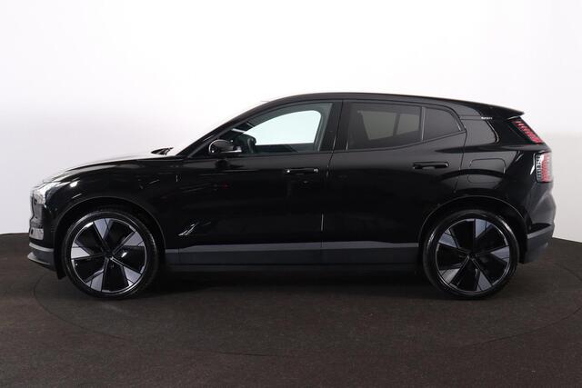 Volvo EX30 Extended Range Ultra 69 kWh - Panoramadak - Adaptive Cruise Control - Harman/Kardon audio - Verwarmde voorstoelen & stuur - Parkeersensoren voor & achter - Extra getint glas - 20' LMV
