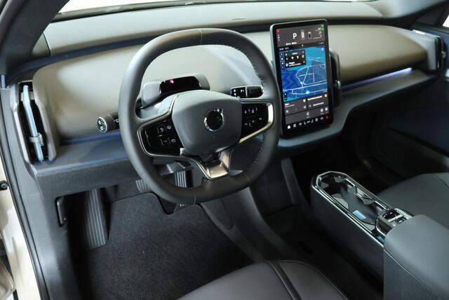 Volvo EX30 P3 Plus Europa 51 kWh | Google Infotainment | Stoelverwarming | Stuurwielverwarming | Google Infotainment | Parkeercamera | Parkeersensoren voor + achter | Electrische bedienbare voorstoelen |